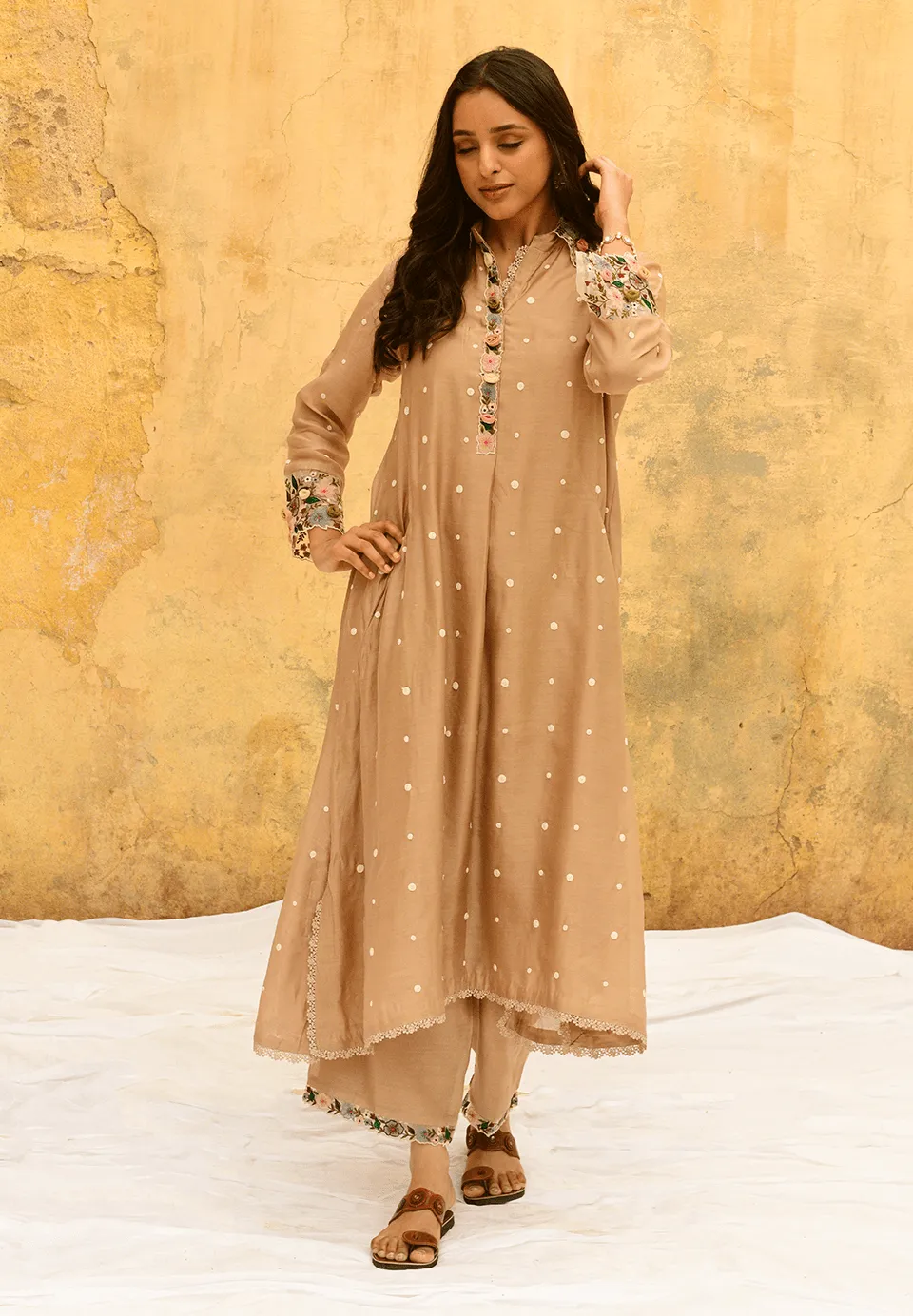 Ivory Orchid Collar Kurta And Pants