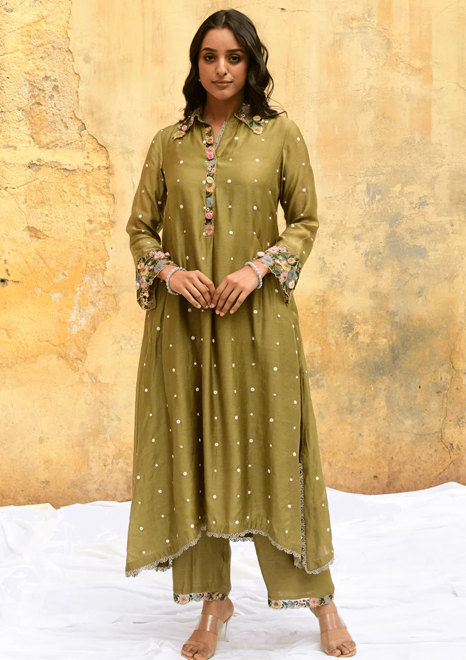 Olive green Orchid Collar Kurta And Pants