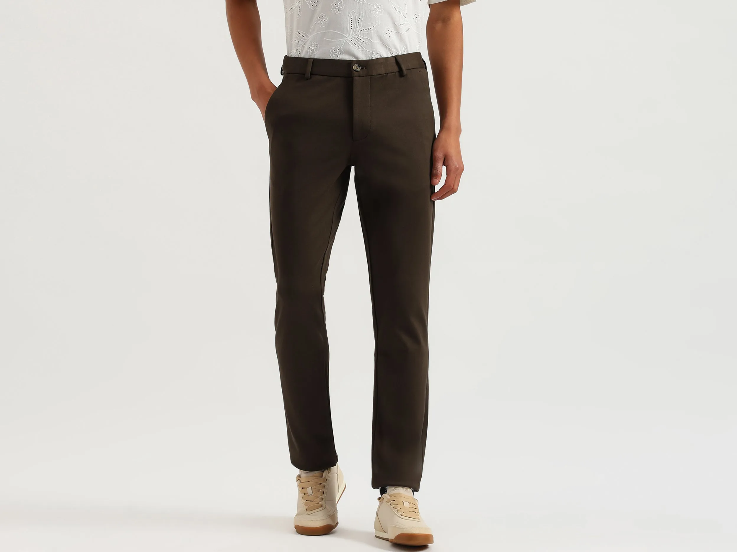 Solid Slim Fit Twill Knit Trousers