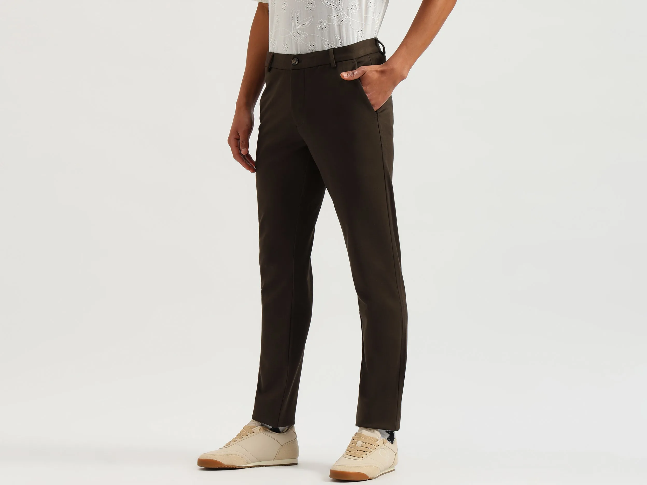 Solid Slim Fit Twill Knit Trousers