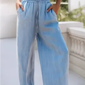 The Evelyn Drawstring Denim Pants in Myosotis